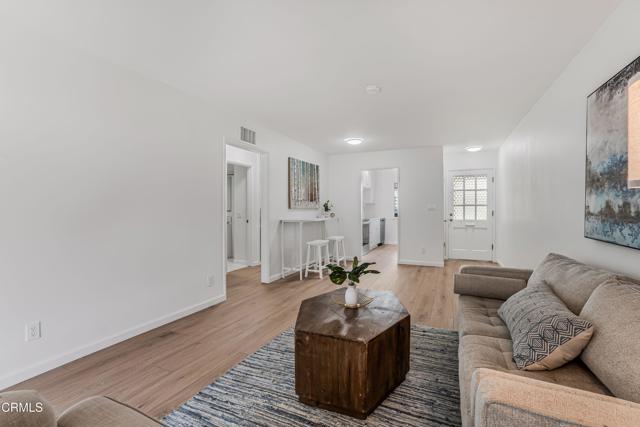 162 W Alta Green, Port Hueneme CA: https://media.crmls.org/mediaz/68926684-0c06-4ca2-b58b-e9b12ec85a67.jpg