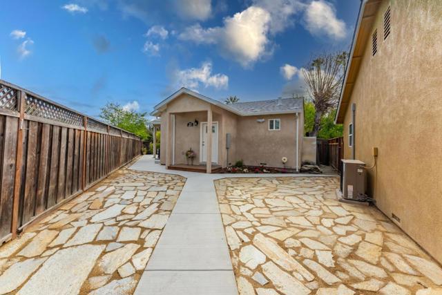 462 Madison Drive, San Jose CA: https://media.crmls.org/mediaz/68933377-ee63-4a80-aeb9-1e0b72a5b117.jpg
