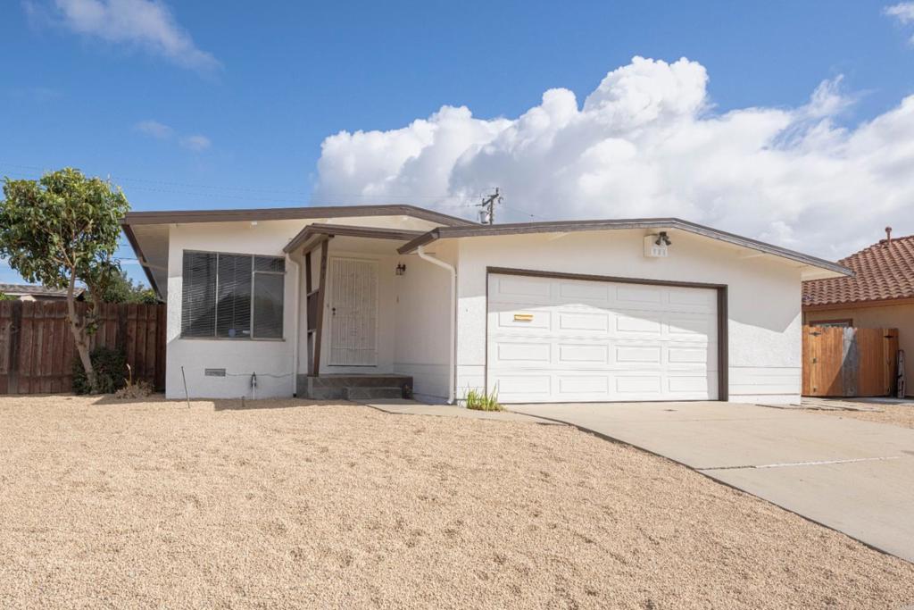 847 Meadow Drive