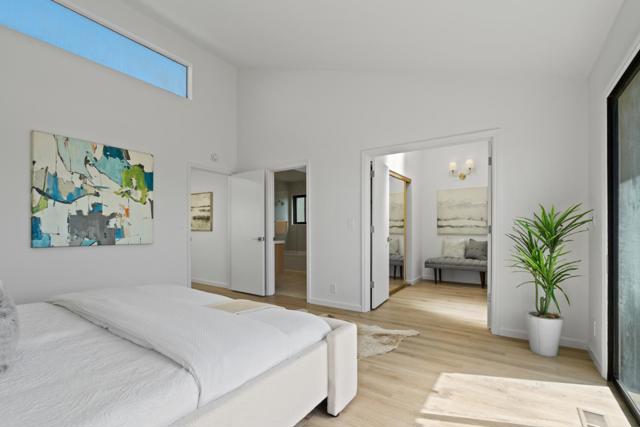 97 Santa Barbara Avenue, Daly City CA: https://media.crmls.org/mediaz/689402e2-02e2-4b25-a12a-3d9742fc7847.jpg