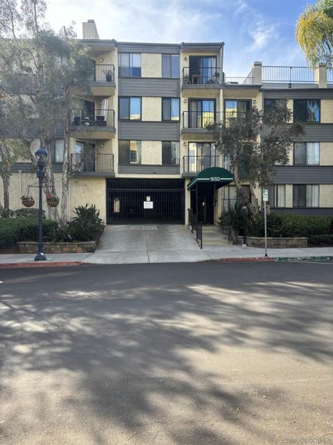 1650 8th Ave, San Diego, California 92101, 1 Bedroom Bedrooms, ,1 BathroomBathrooms,Condominium,For Sale,8th Ave,250019976SD