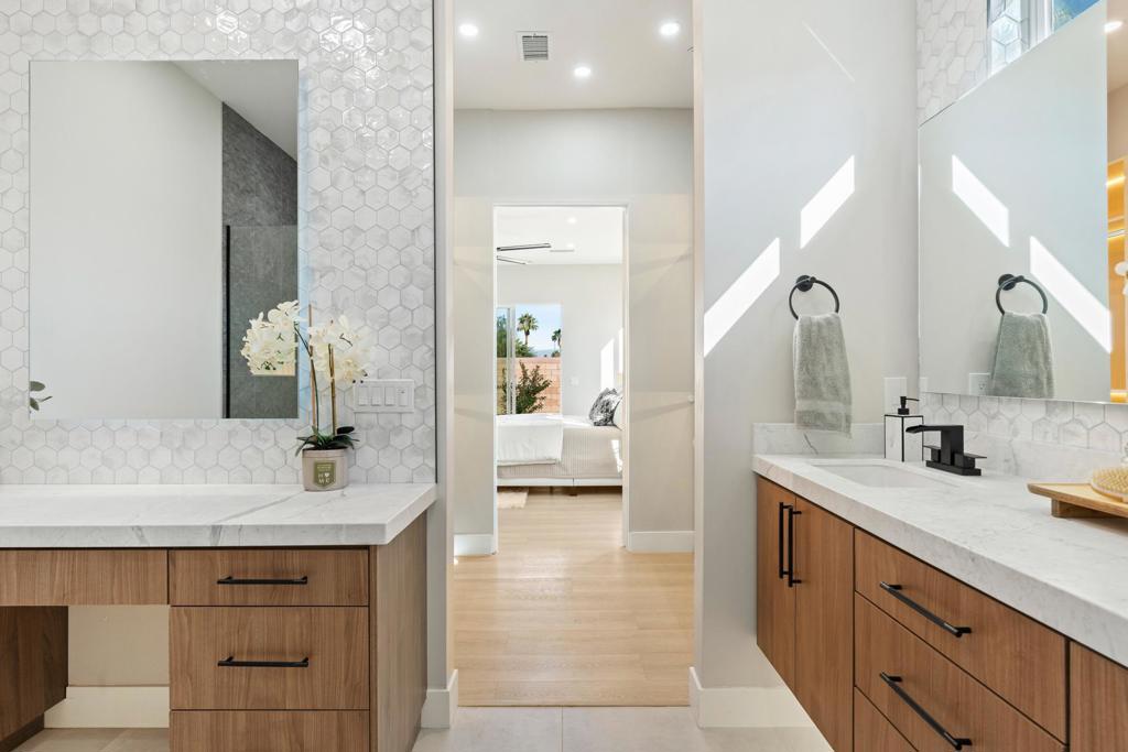 MLS #219139718DA image #25