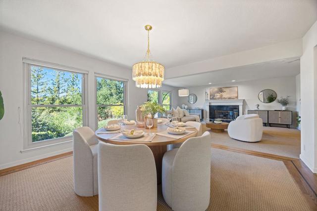 16 Niner Court, Redwood City CA: https://media.crmls.org/mediaz/6898dcaa-f637-4ffb-835b-d43c410daf9d.jpg