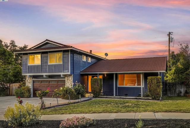 1487 De Palma Dr, San Jose CA: https://media.crmls.org/mediaz/68994b81-9867-4a72-bdf0-e57ad378caee.jpg