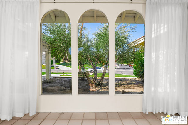 38450 Tandika Trail, Palm Desert, CA 92211