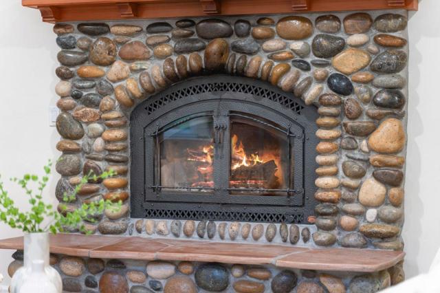 23447 Skyview Terrace, Los Gatos CA: https://media.crmls.org/mediaz/689e6083-4f5b-4739-b6a4-6dcb8b01bdb3.jpg