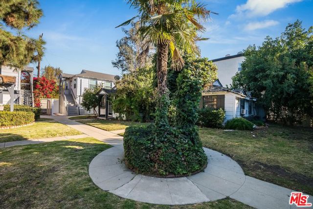 4522 Laurel Canyon Boulevard photo 8