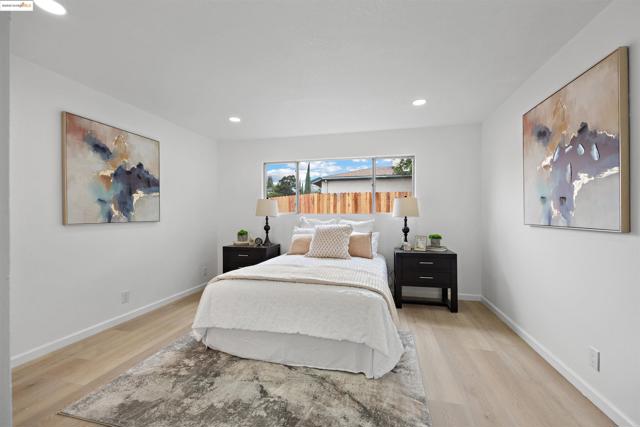 236 Larkspur, Fairfield CA: https://media.crmls.org/mediaz/689f7171-8f9b-4199-810e-eb673f4b3bba.jpg