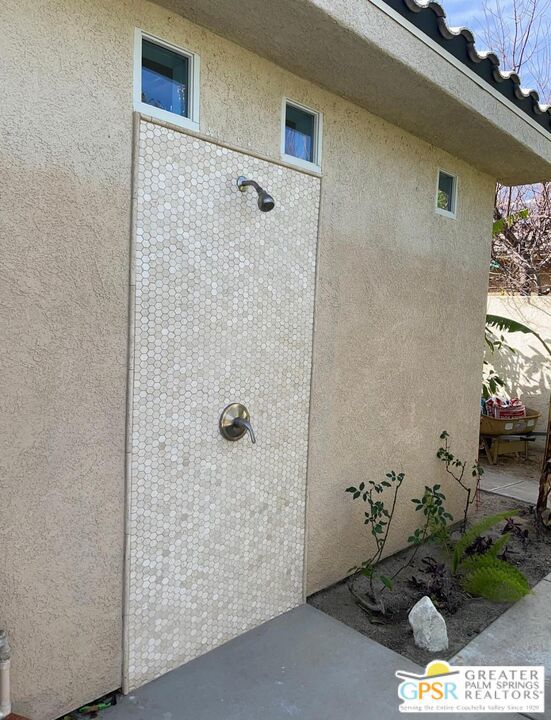 3116 E Via Escuela, Palm Springs CA: https://media.crmls.org/mediaz/689ffb2c-12ce-43b9-adaf-a19fdd03bd30.jpg