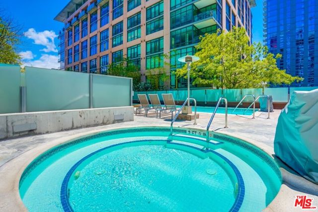 1100 Hope Street, Los Angeles, California 90015, 1 Bedroom Bedrooms, ,1 BathroomBathrooms,Condominium,For Sale,Hope,24425757