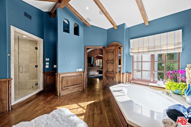 2347 E Valley Road, Santa Barbara CA: https://media.crmls.org/mediaz/68a17c79-30a0-4198-a537-c149a094239e.jpg