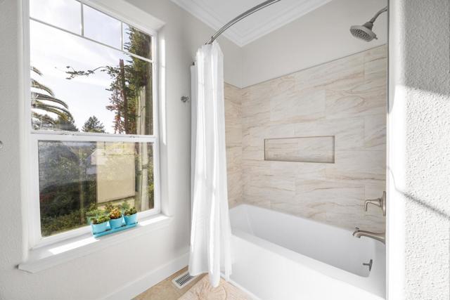 960 Smith Road, Watsonville CA: https://media.crmls.org/mediaz/68a2fd41-37b9-44cb-a3da-1b8cac40d2bb.jpg