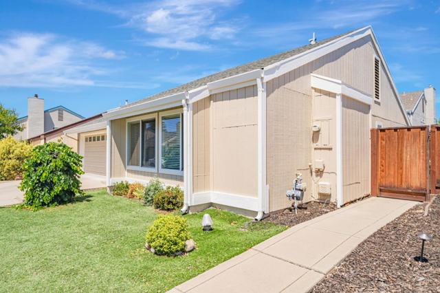 353 Meadowood Circle, San Ramon CA: https://media.crmls.org/mediaz/68a457d9-7fd4-4dbe-a025-3eb6dd06f224.jpg