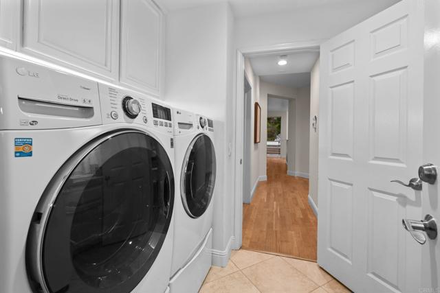 Detail Gallery Image 20 of 51 For 6990 Blue Orchid Ln, Carlsbad,  CA 92011 - 5 Beds | 4 Baths