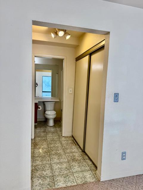 460 Pine Avenue, Half Moon Bay CA: https://media.crmls.org/mediaz/68a62076-4354-4c71-9182-c6c02379e72d.jpg