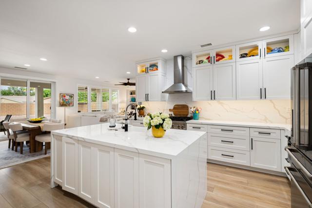 81810 La Paz Court, La Quinta CA: https://media.crmls.org/mediaz/68a6284d-da0c-4566-b2a0-81287f0522e8.jpg