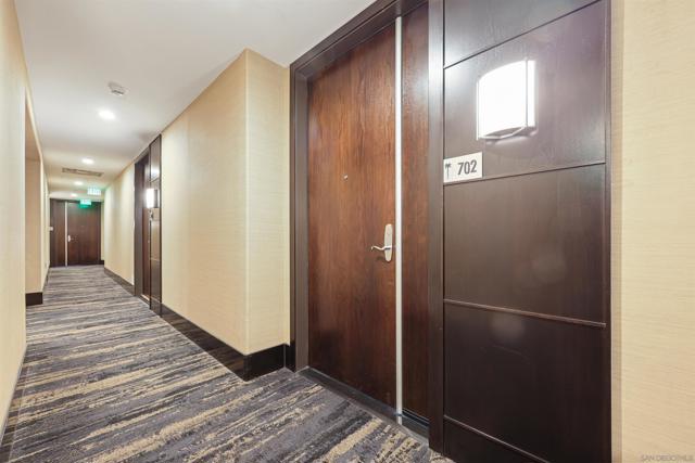 550 Front St., San Diego CA: https://media.crmls.org/mediaz/68a6372e-44d1-46a8-89be-b4413e309f61.jpg