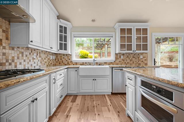 260 Saint Christopher Dr, Danville CA: https://media.crmls.org/mediaz/68a6c56b-f7b4-45e3-af6b-e89ceefc4eb5.jpg