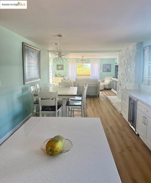 2269 Cypress AVE, San Pablo CA: https://media.crmls.org/mediaz/68a6c64d-a76f-4b27-be83-8ef618dbe614.jpg