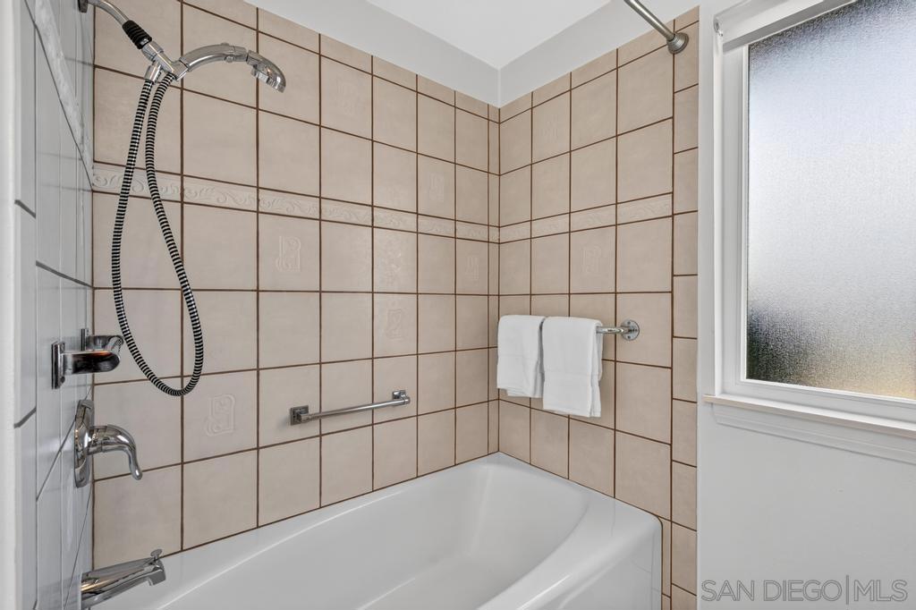 16749 Obispo Ln - photo 17