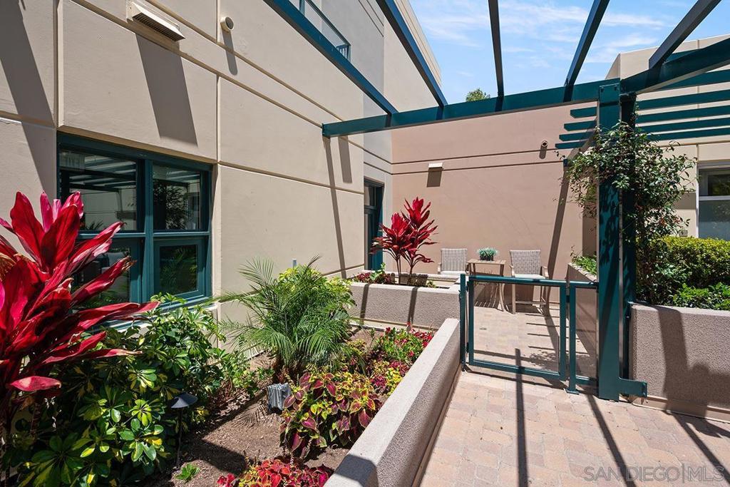 555 Front Street - photo 18