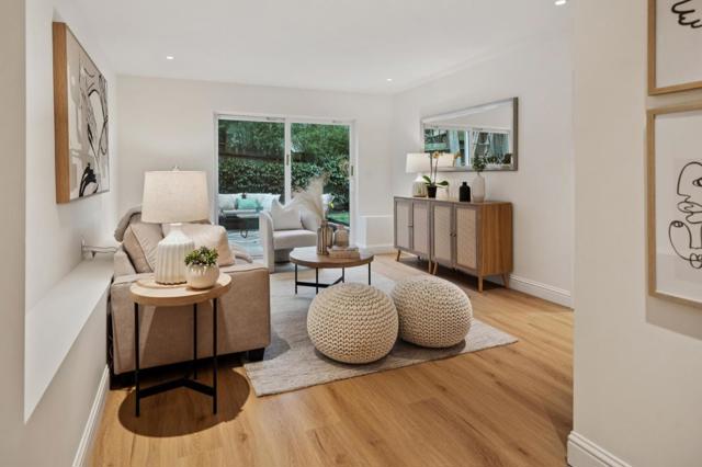 929 Darien Way, San Francisco CA: https://media.crmls.org/mediaz/68a7ab65-1e42-43d3-b90e-2bcee4f01a46.jpg