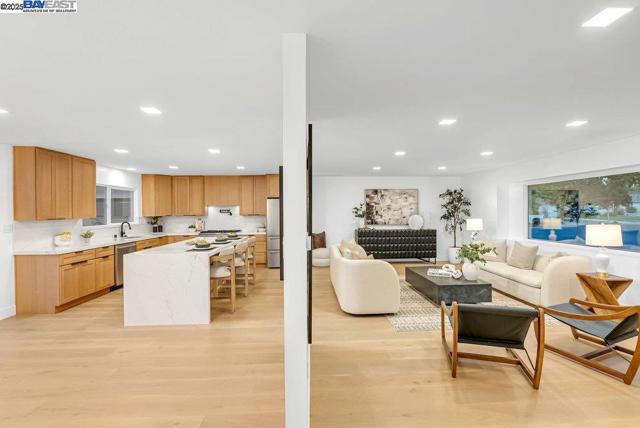 4374 Emory Way, Livermore CA: https://media.crmls.org/mediaz/68a88975-1971-4bb4-809c-295db79a040d.jpg