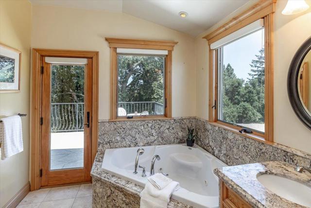 22187 Old Santa Cruz Highway, Los Gatos CA: https://media.crmls.org/mediaz/68a8d91f-1a31-45d4-bd49-2edfb3741b5f.jpg