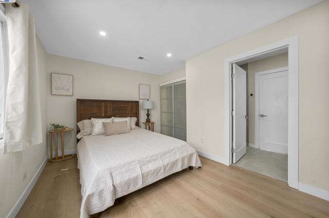 16871 Ross Lane, Huntington Beach CA: https://media.crmls.org/mediaz/68a93f3c-de5a-451a-8b84-4d37a7a36749.jpg