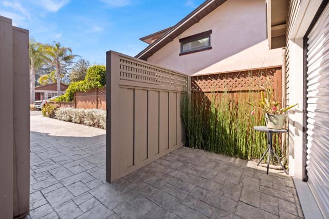 610 Gilroy Drive, Capitola CA: https://media.crmls.org/mediaz/68aa7318-e7a3-4c91-b39d-fcb3cb9b4665.jpg