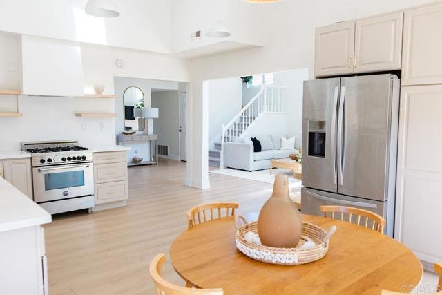 14879 Heather Glen Way, San Diego CA: https://media.crmls.org/mediaz/68ab851f-035f-4877-8d6b-aee4c389d0aa.jpg