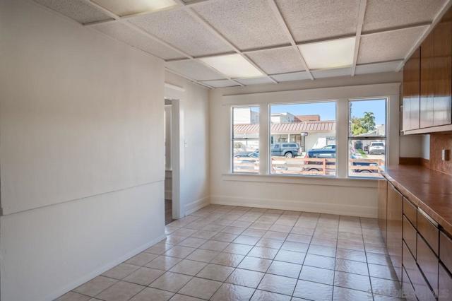 3711 29th St, San Diego CA: https://media.crmls.org/mediaz/68adc47f-3864-4181-aca6-5197bb0007b7.jpg