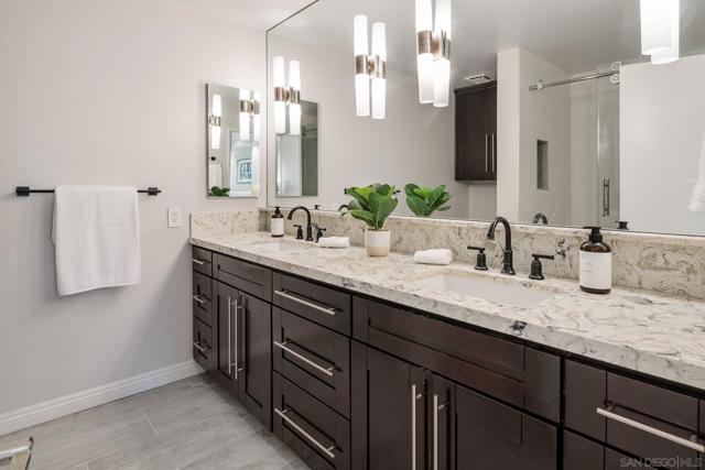 2445 Brant St, San Diego CA: https://media.crmls.org/mediaz/68aded2b-f0cd-4164-93ec-ff22e60551c6.jpg