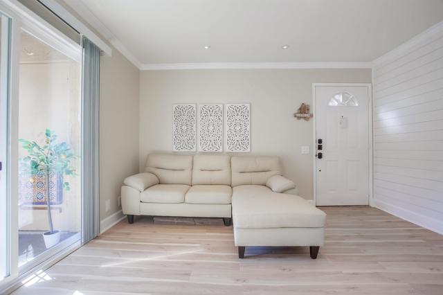 Image 7 of 30 For 8521 Villa La Jolla Dr  H
