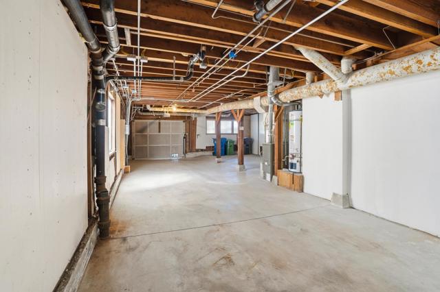 55 Parkside Avenue, Daly City CA: https://media.crmls.org/mediaz/68ae063d-208e-4f8c-a1cf-a7d3e6077c1e.jpg