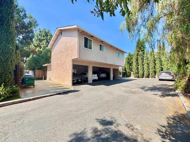 3814 Seven Trees Boulevard, San Jose CA: https://media.crmls.org/mediaz/68afdf46-1cce-4419-b3d4-d91aa6d96c39.jpg