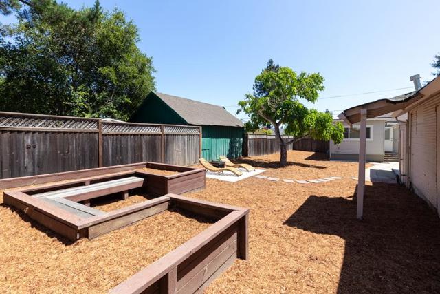213 Chilverton Street, Santa Cruz CA: https://media.crmls.org/mediaz/68b01986-a9b3-4803-99a9-0c475cf21278.jpg