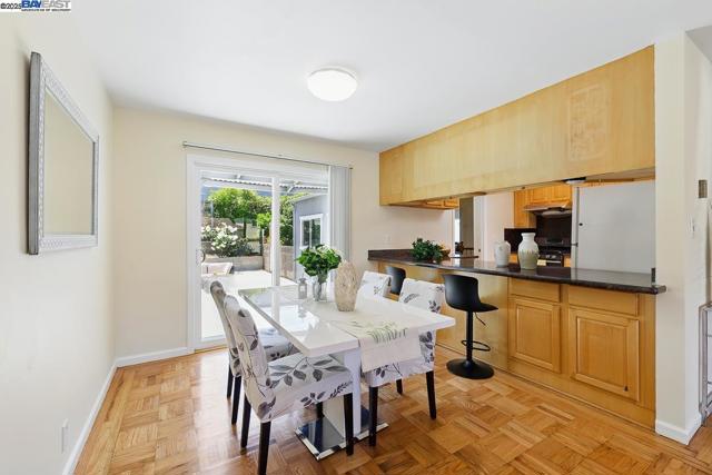 232 Longford Dr, South San Francisco CA: https://media.crmls.org/mediaz/68b204ca-13ac-4757-b817-d9447e3bb230.jpg