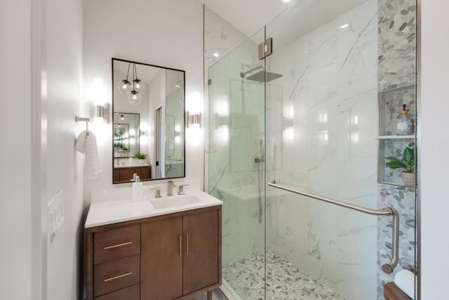 325 Kingsbury Drive, Aptos CA: https://media.crmls.org/mediaz/68b25ff7-b239-4ec7-90e4-d829cad23a49.jpg