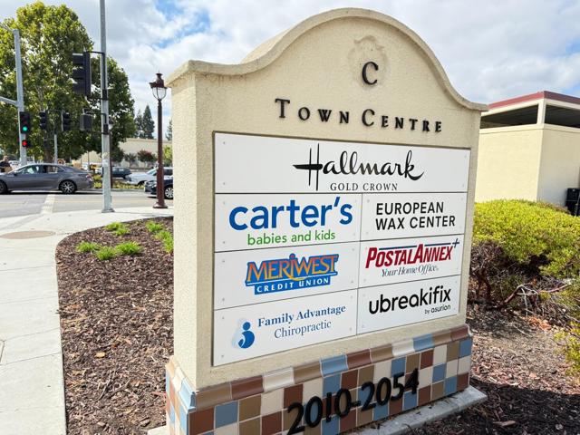 1810 Hillebrant Place, Santa Clara CA: https://media.crmls.org/mediaz/68b2cd57-47a0-4584-8f6c-f2b43345bd01.jpg