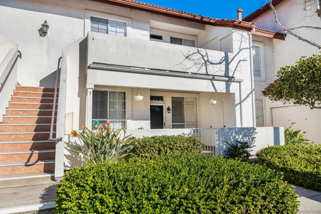 11595 Caminito La Bar, San Diego CA: https://media.crmls.org/mediaz/68b2ce6e-aa3f-4299-b022-26dee8a5715e.jpg