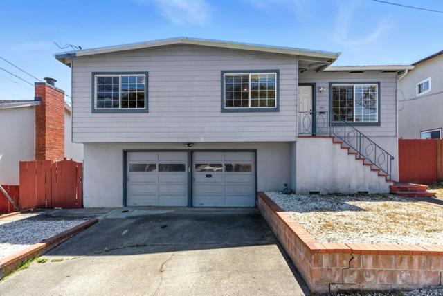 541 Diamond Avenue, South San Francisco CA: https://media.crmls.org/mediaz/68b37eed-b4f9-4235-bada-aea8110947ea.jpg