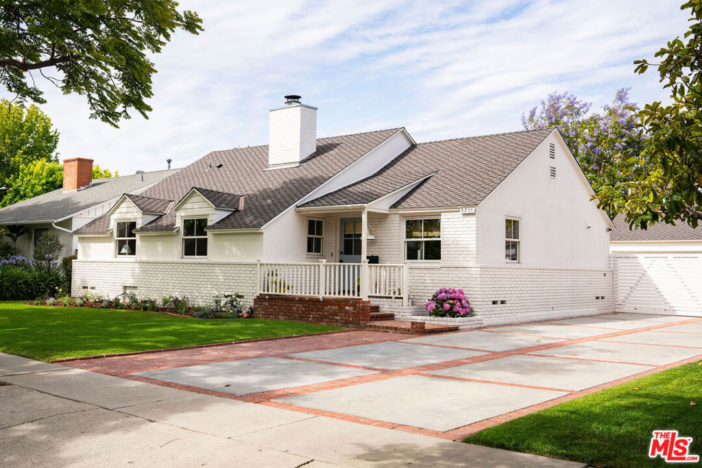 3206 Purdue Avenue