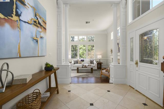 86 Candleston Place, Alamo CA: https://media.crmls.org/mediaz/68b53294-7ddc-4a5c-8598-ffa59d2b3ad1.jpg