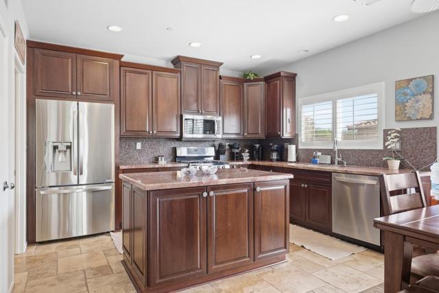895 Ventana, Palm Springs, CA 92262
