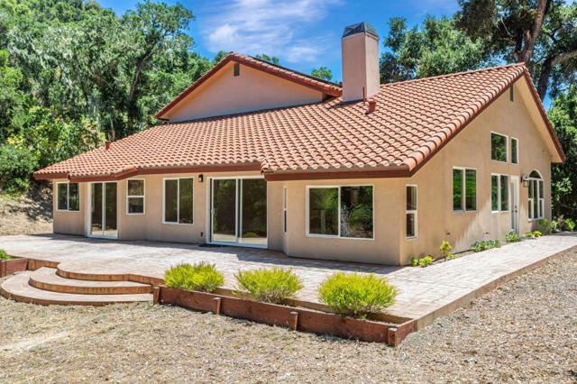 60 Toyon Way, Carmel Valley CA: https://media.crmls.org/mediaz/68b57155-7986-4188-af26-47030307259f.jpg