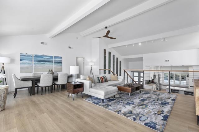 2071 Caminito Circulo Norte, La Jolla CA: https://media.crmls.org/mediaz/68b67099-75ea-4336-a8bd-04c3c4a00e40.jpg