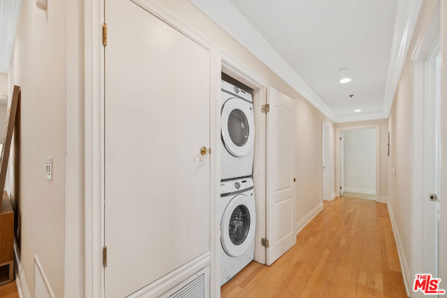 11840 Dorothy Street, Los Angeles CA: https://media.crmls.org/mediaz/68b6b535-61dd-430f-88a0-c8b008575a35.jpg