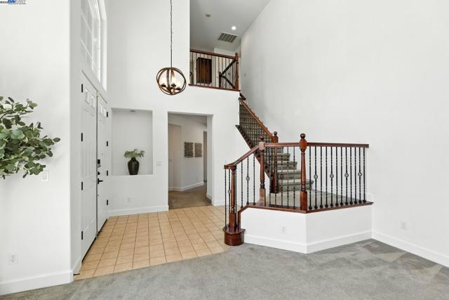 3909 Danbury Way, Fairfield CA: https://media.crmls.org/mediaz/68b6e8c8-4233-49c4-b956-903dfce86425.jpg