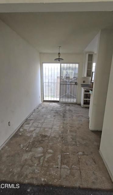 Detail Gallery Image 16 of 31 For 1020 W 42nd Pl, Los Angeles,  CA 90037 - – Beds | – Baths